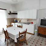 Rosanna Apartment *